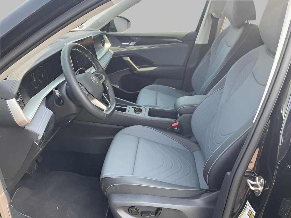 new 2025 Volkswagen Tiguan car, priced at $36,034