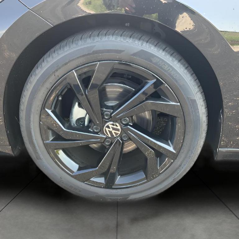 new 2025 Volkswagen Jetta car, priced at $27,546