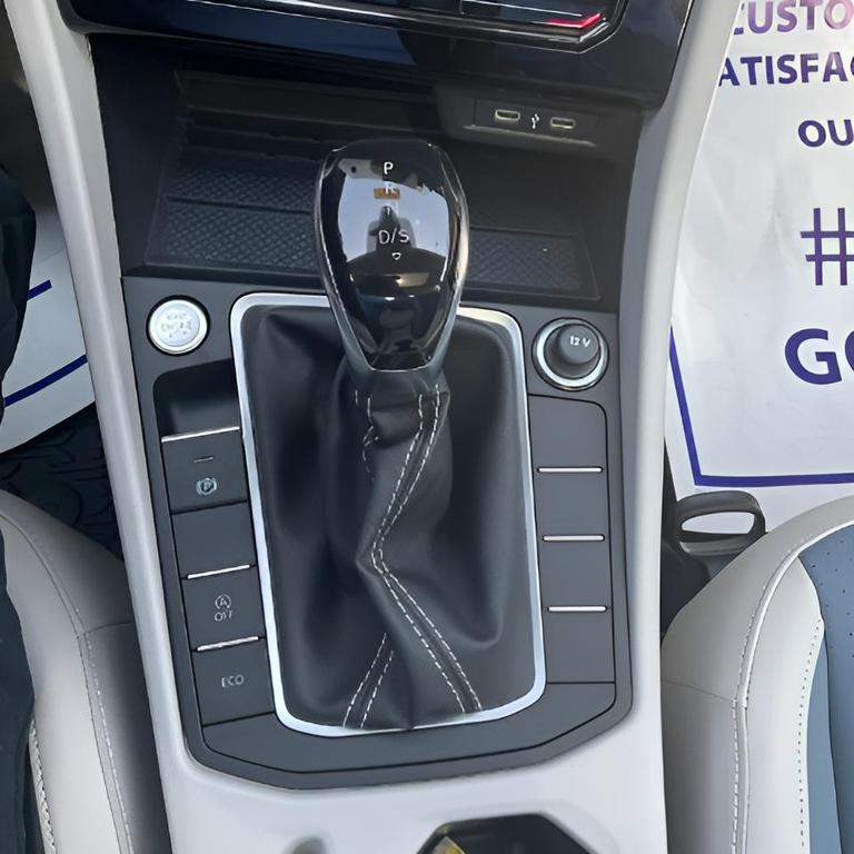new 2025 Volkswagen Jetta car, priced at $27,546