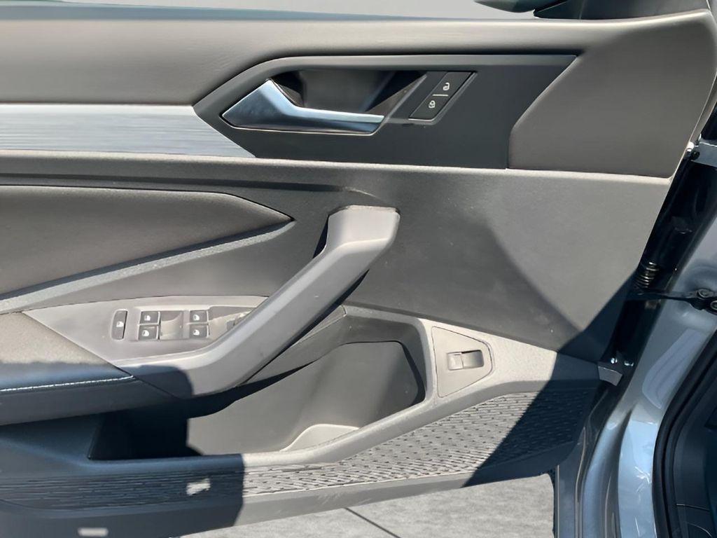 new 2025 Volkswagen Jetta car, priced at $25,024