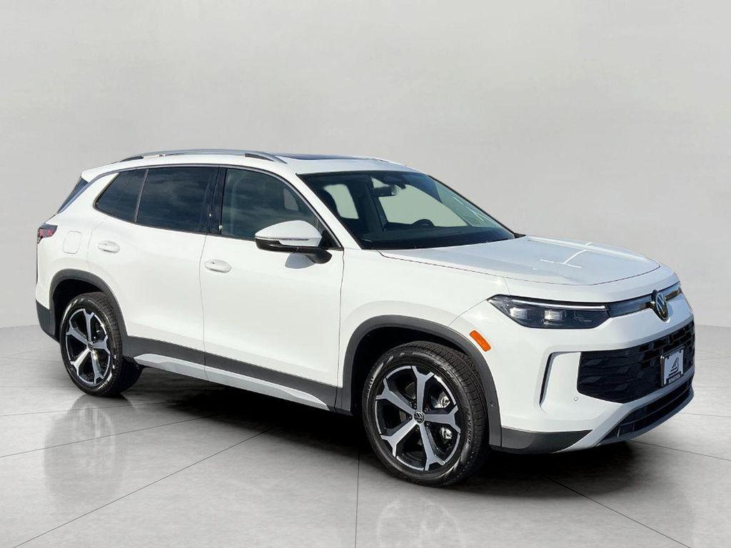 new 2026 Volkswagen Tiguan car, priced at $37,363