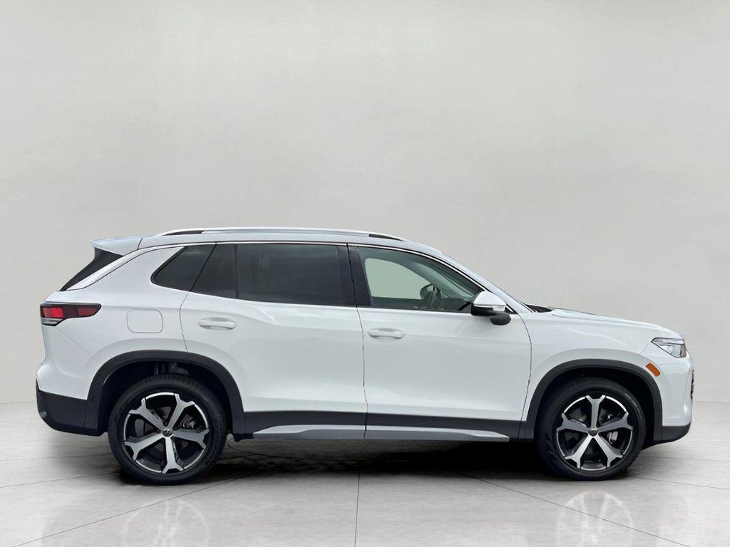 new 2025 Volkswagen Tiguan car, priced at $36,821