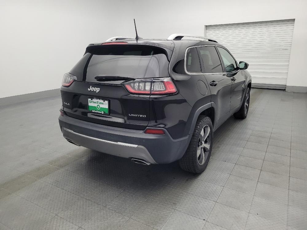used 2019 Jeep Cherokee car, priced at $17,495