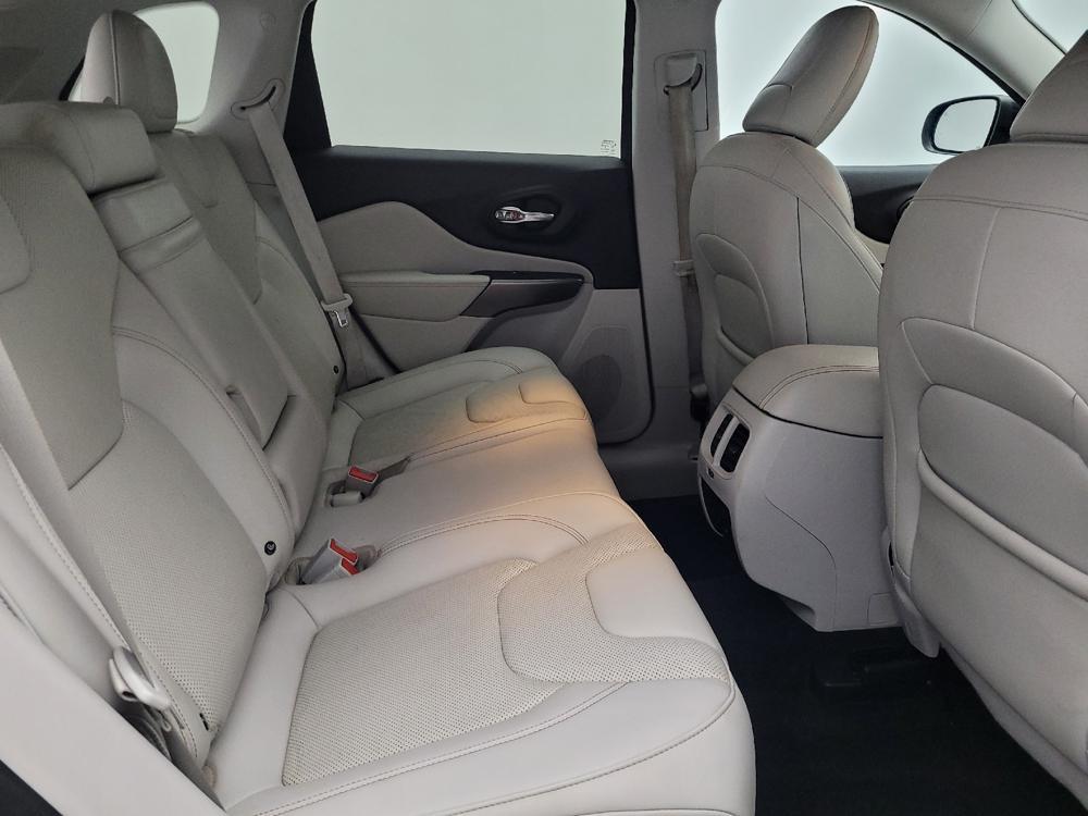 used 2019 Jeep Cherokee car, priced at $17,495