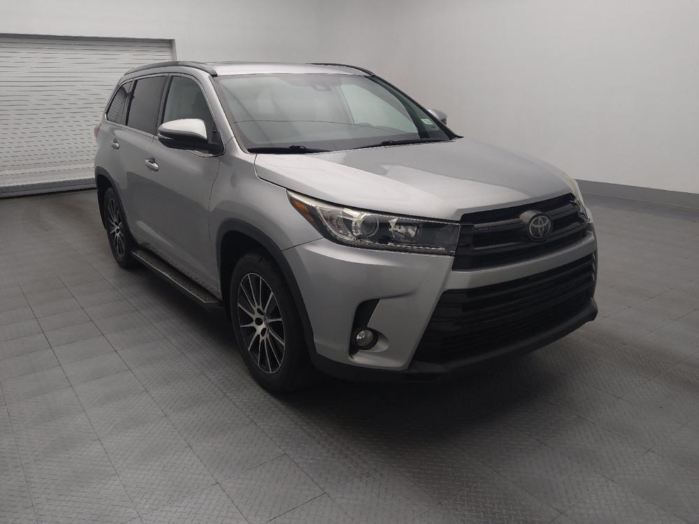 used 2018 Toyota Highlander car, priced at $21,195