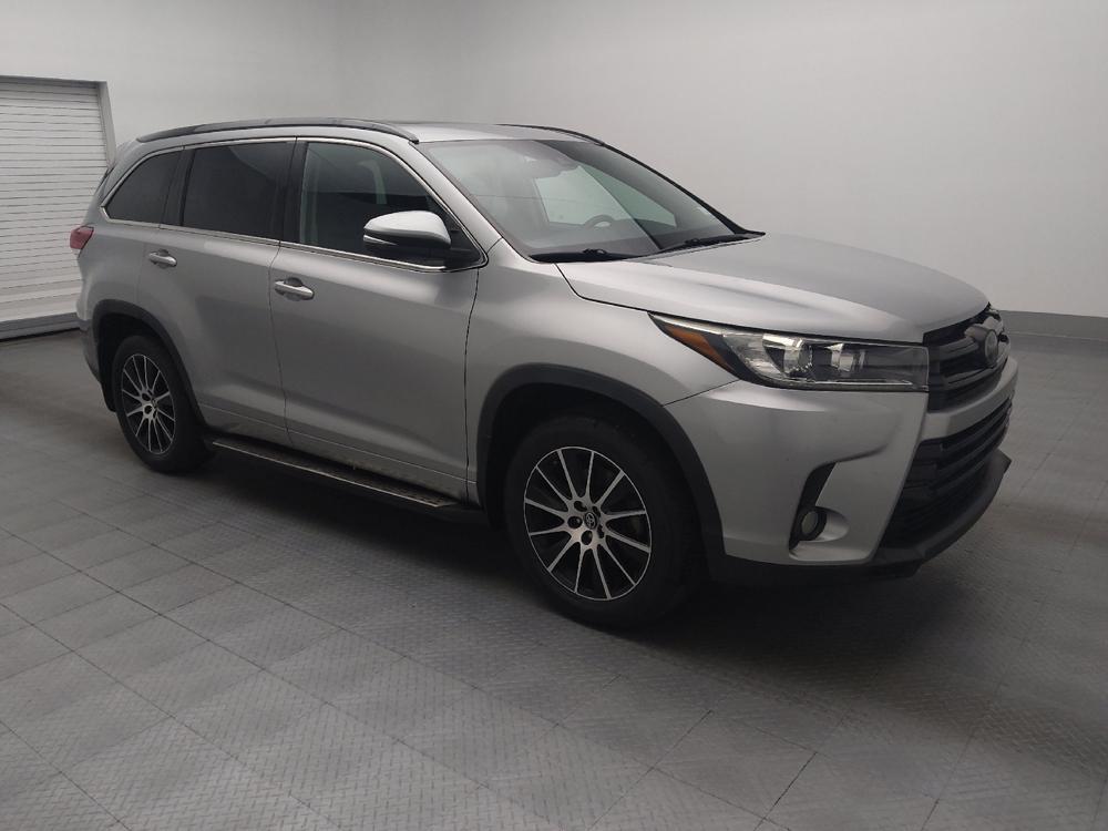 used 2018 Toyota Highlander car, priced at $21,195