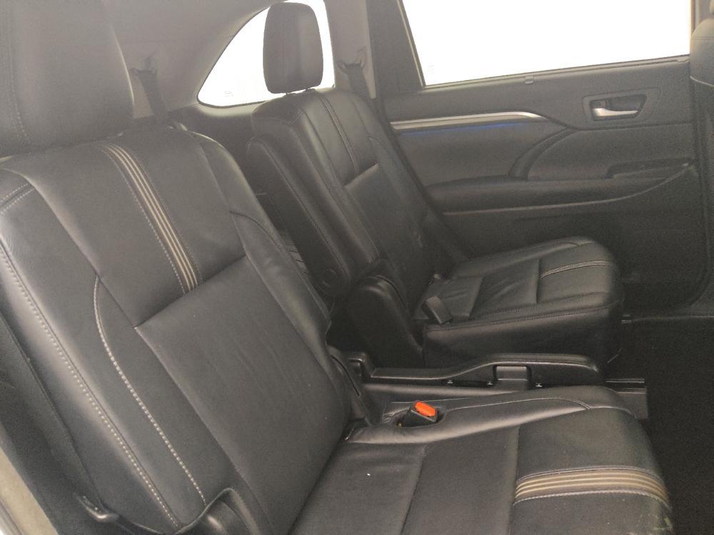 used 2018 Toyota Highlander car, priced at $21,195