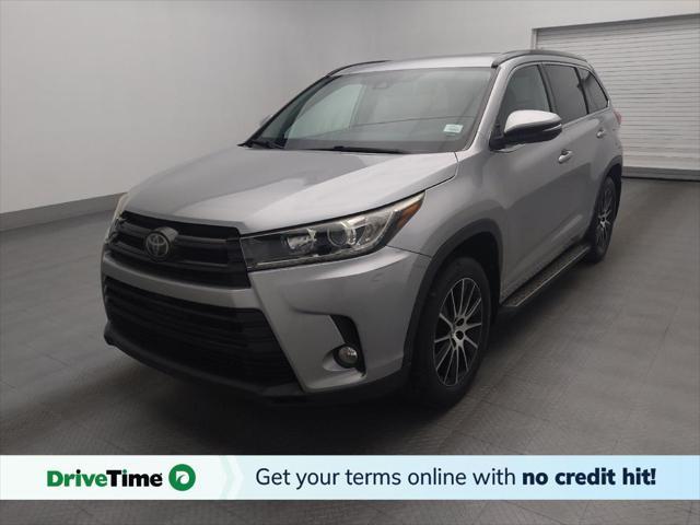 used 2018 Toyota Highlander car, priced at $24,095