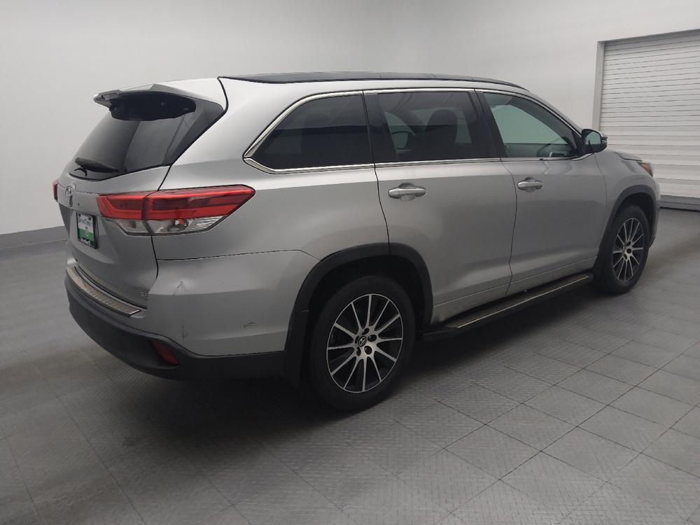 used 2018 Toyota Highlander car, priced at $21,195