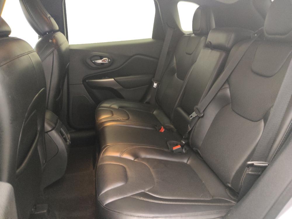 used 2020 Jeep Cherokee car, priced at $18,595