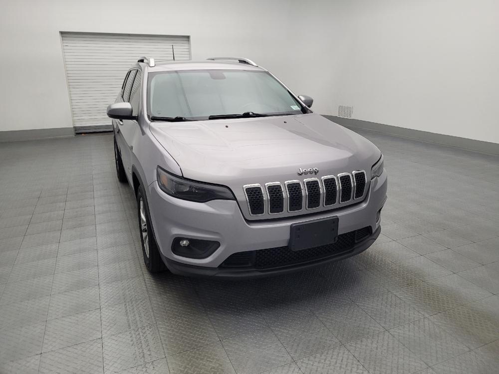 used 2019 Jeep Cherokee car, priced at $15,895