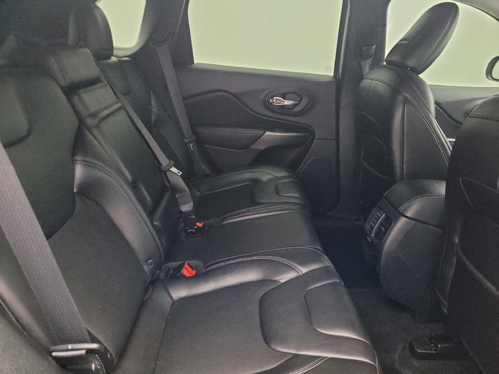 used 2019 Jeep Cherokee car, priced at $15,895