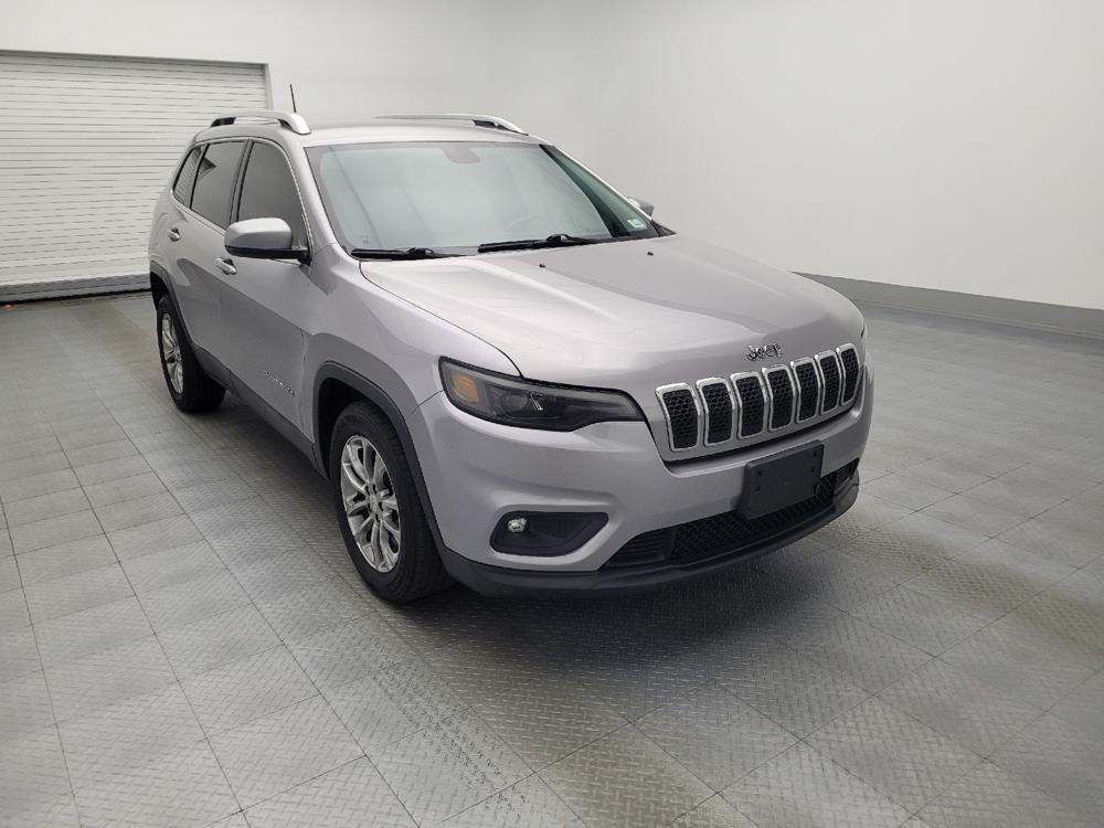 used 2019 Jeep Cherokee car, priced at $15,895
