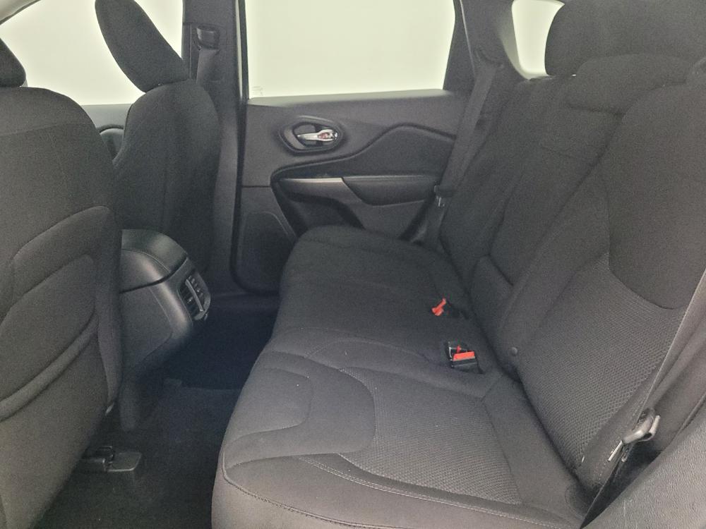 used 2019 Jeep Cherokee car, priced at $16,495