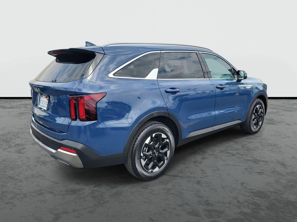 used 2025 Kia Sorento car, priced at $31,269