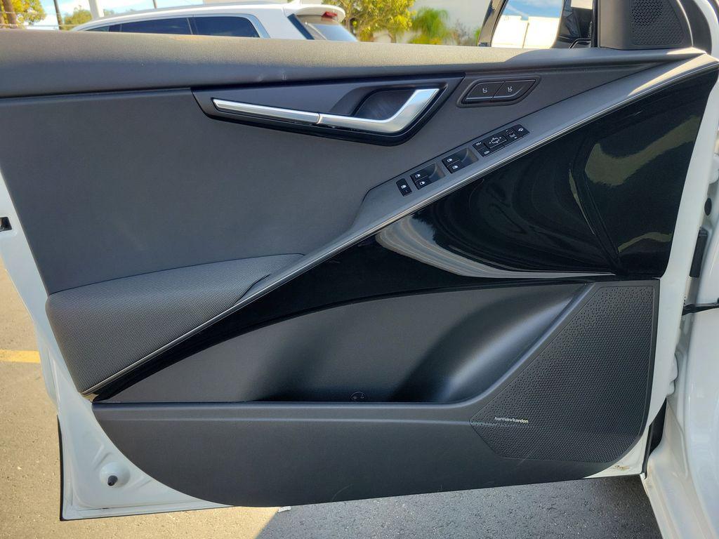 used 2024 Kia Niro EV car, priced at $28,782