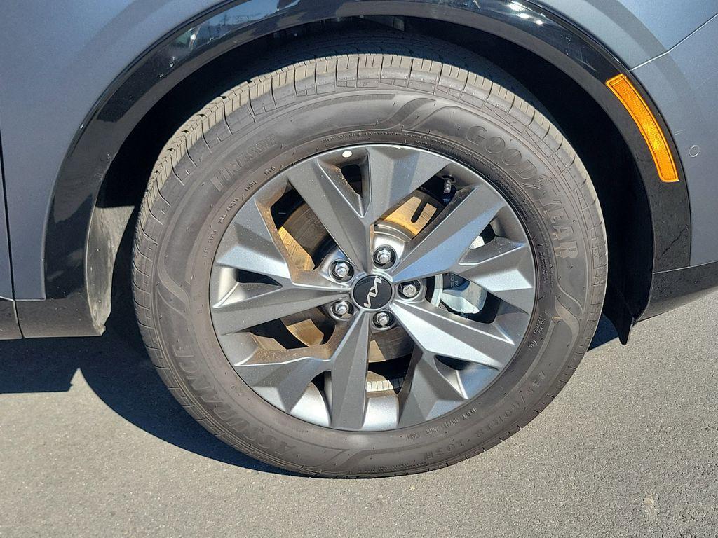 used 2025 Kia Sportage Hybrid car, priced at $35,411