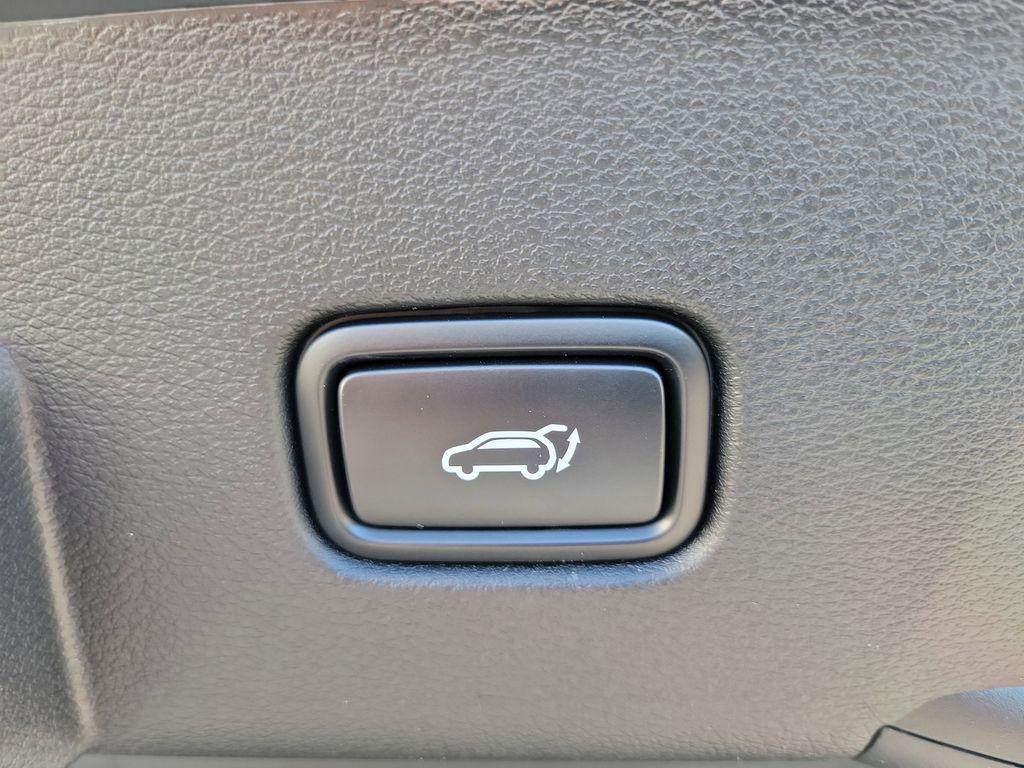 used 2025 Kia Sportage Hybrid car, priced at $35,411