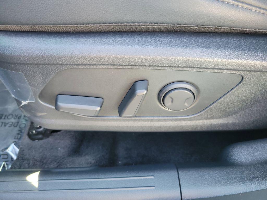 used 2025 Kia Sportage Hybrid car, priced at $35,411