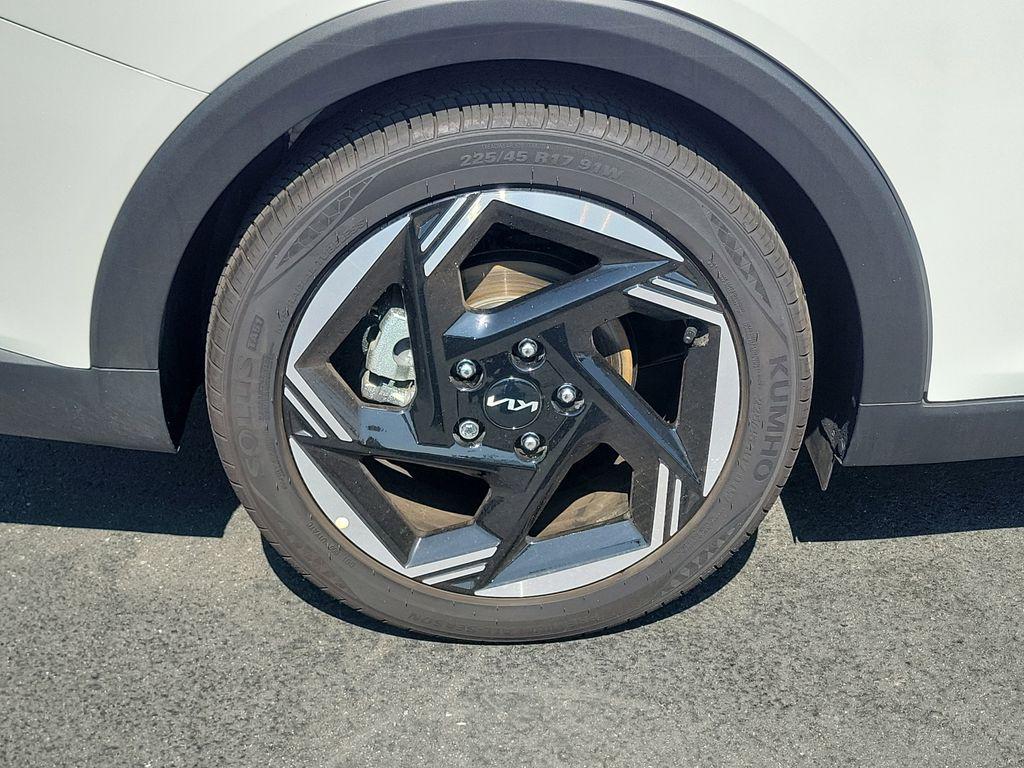 used 2025 Kia K4 car, priced at $22,598