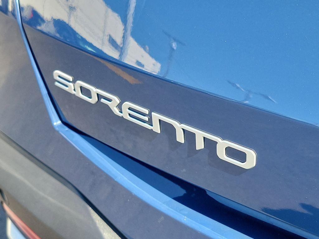 used 2025 Kia Sorento car, priced at $31,747