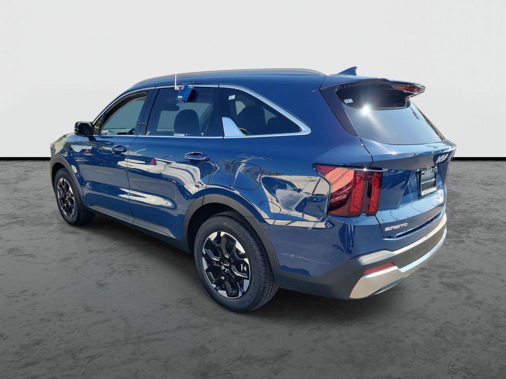 used 2025 Kia Sorento car, priced at $31,747