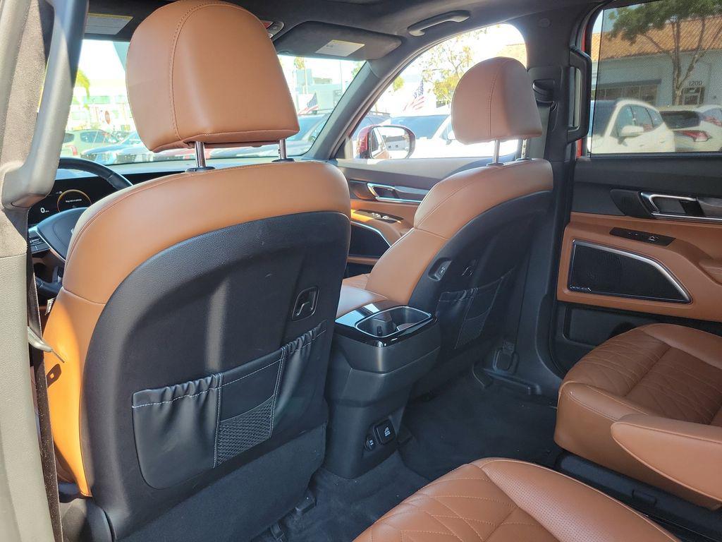 used 2024 Kia Telluride car, priced at $43,024