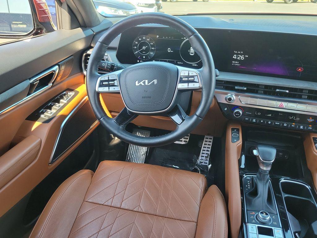 used 2024 Kia Telluride car, priced at $43,024