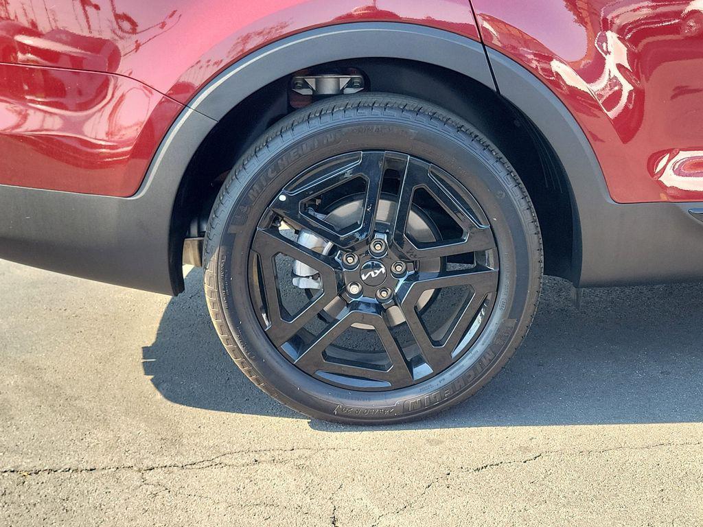 used 2024 Kia Telluride car, priced at $43,024