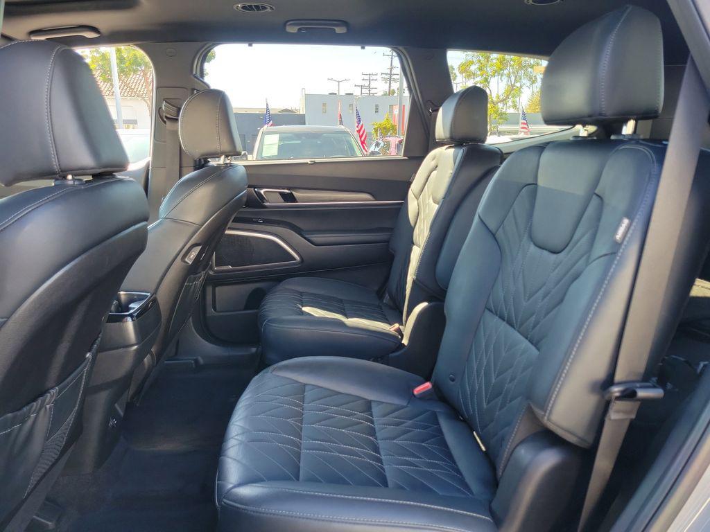 used 2024 Kia Telluride car, priced at $40,968