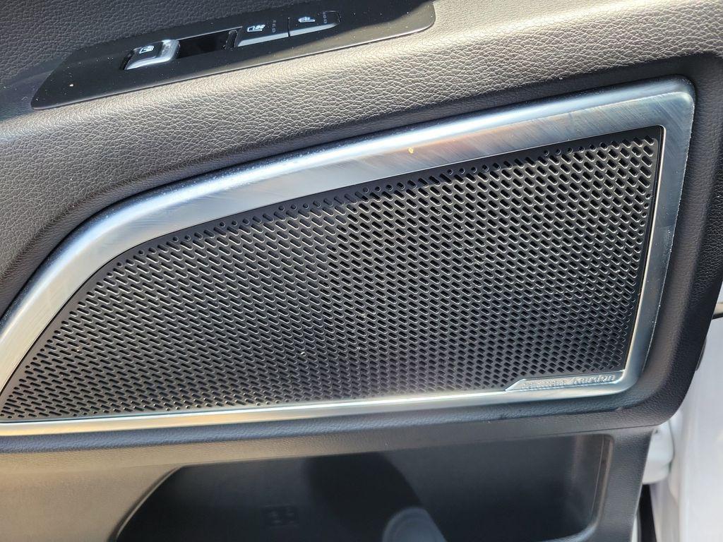 used 2024 Kia Telluride car, priced at $38,843