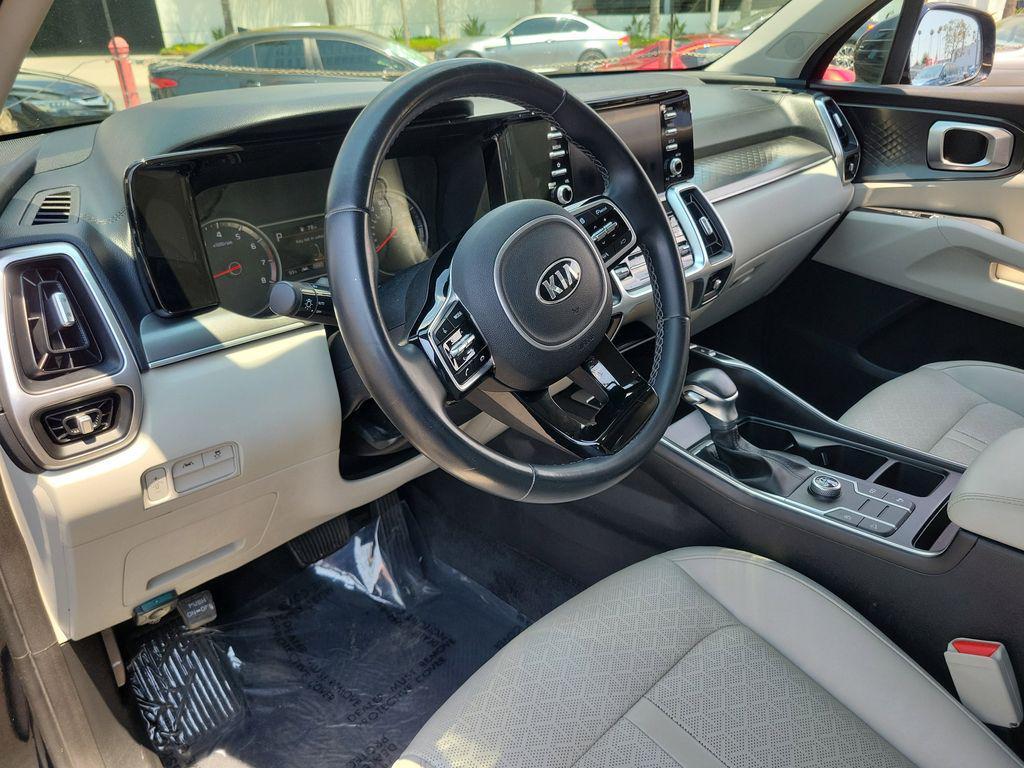 used 2021 Kia Sorento car, priced at $21,428