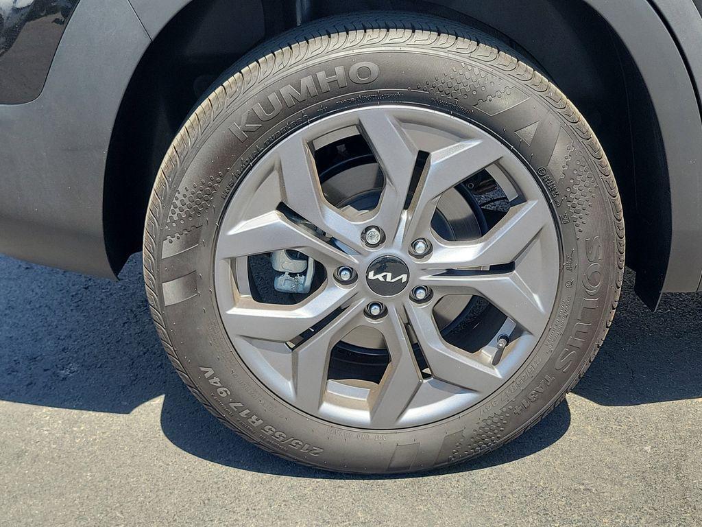 used 2024 Kia Seltos car, priced at $23,392