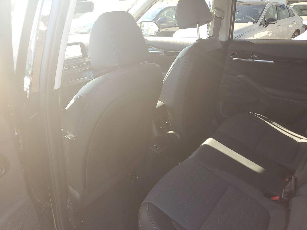 used 2024 Kia Seltos car, priced at $23,392