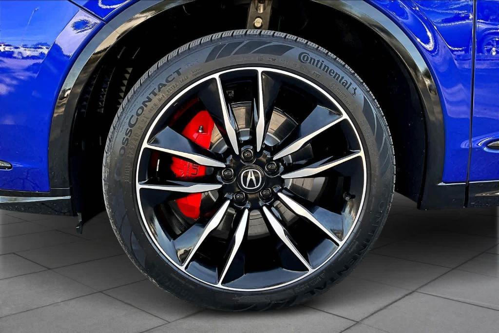 used 2022 Acura MDX car, priced at $47,950