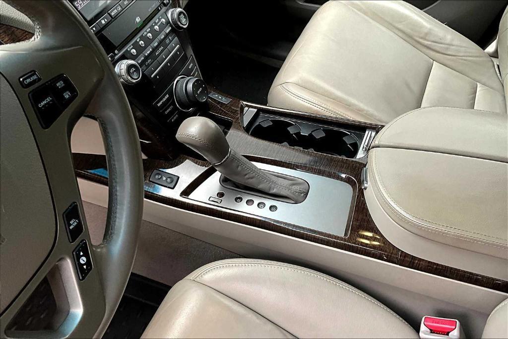 used 2013 Acura MDX car, priced at $13,807