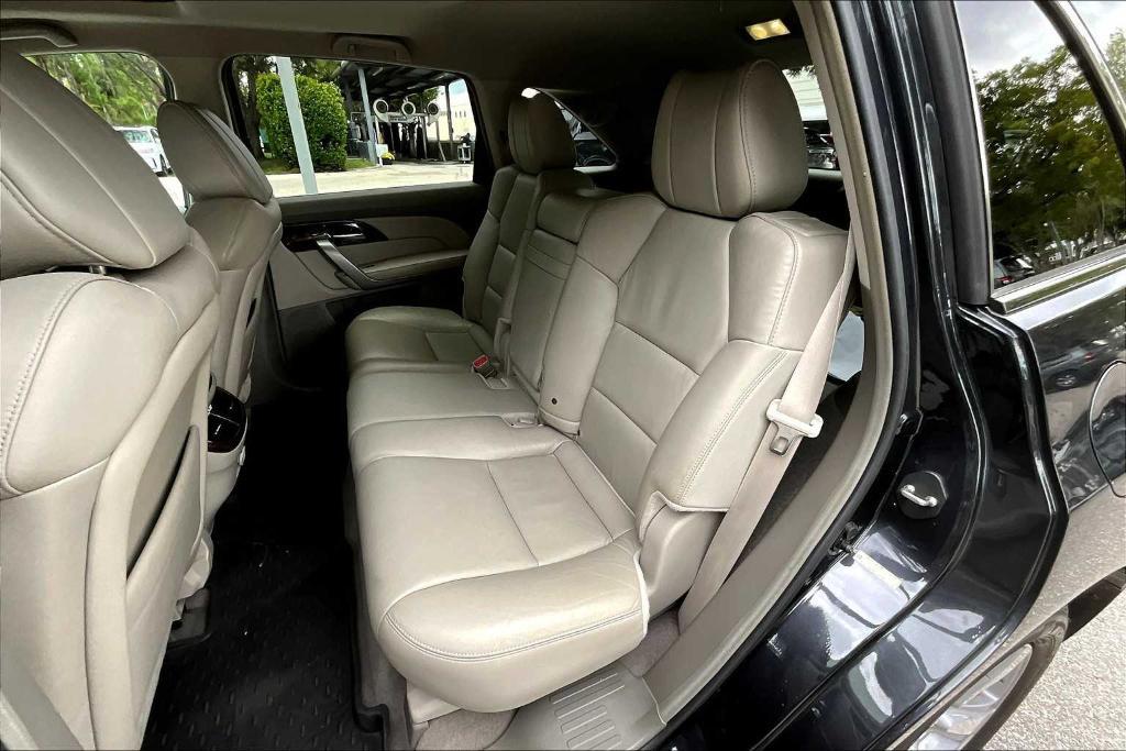 used 2013 Acura MDX car, priced at $13,807