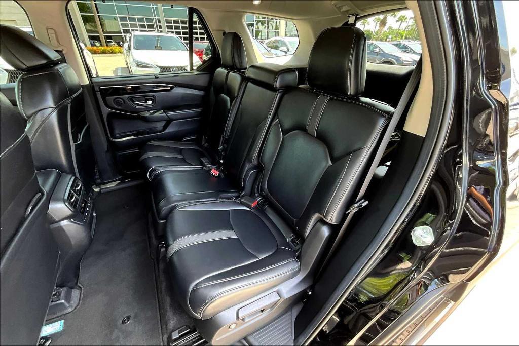 used 2024 Honda Pilot car, priced at $34,685