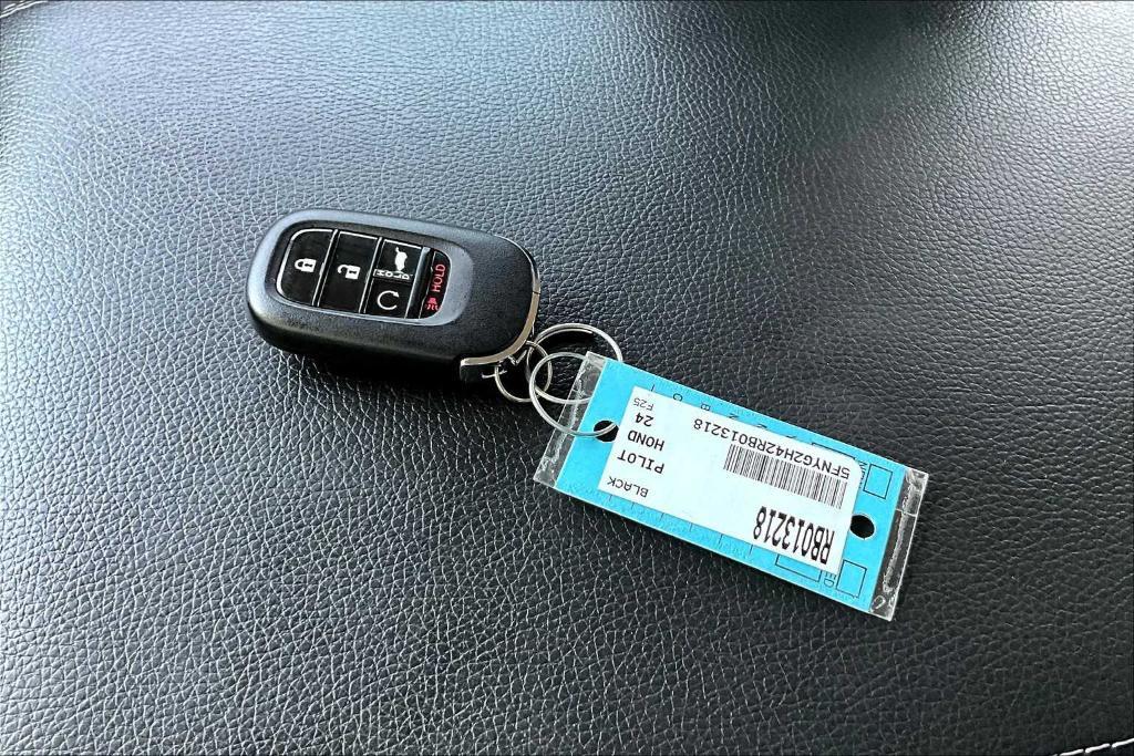 used 2024 Honda Pilot car, priced at $34,685
