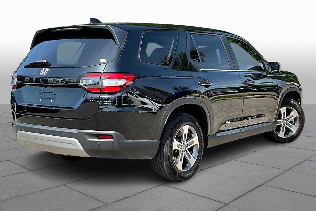 used 2024 Honda Pilot car, priced at $34,685