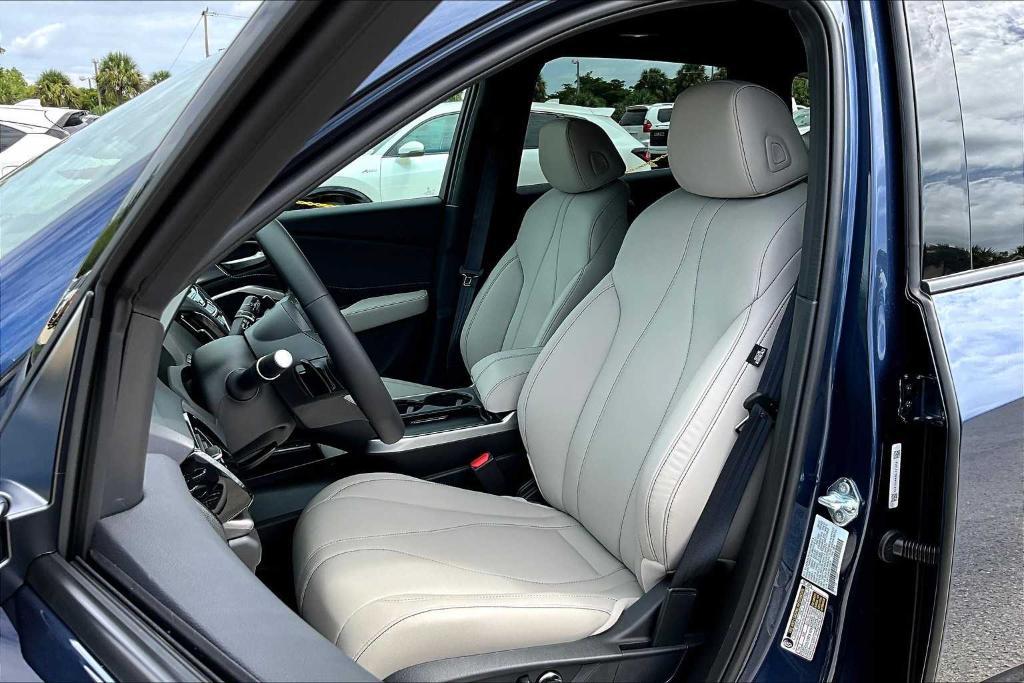 new 2025 Acura RDX car, priced at $46,050