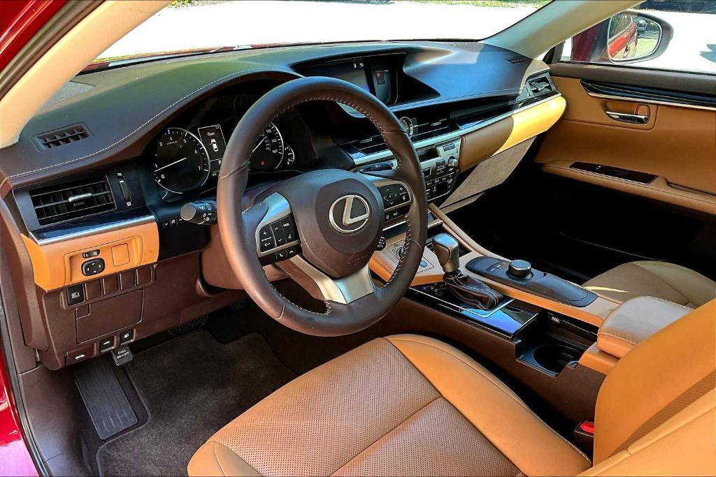 used 2018 Lexus ES 350 car, priced at $20,688