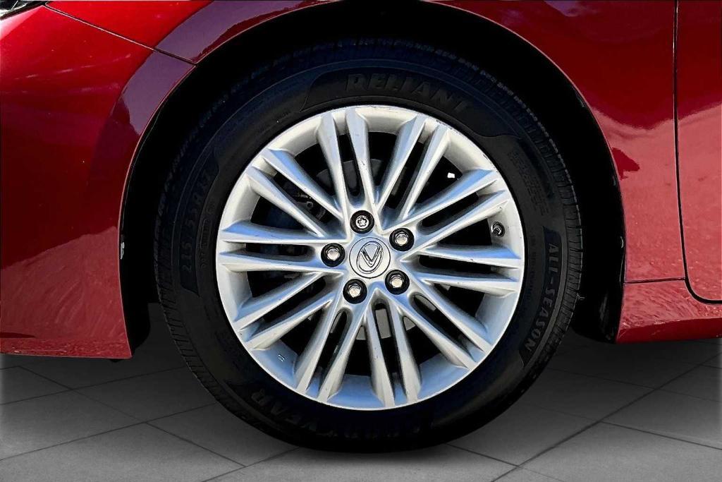 used 2018 Lexus ES 350 car, priced at $20,688