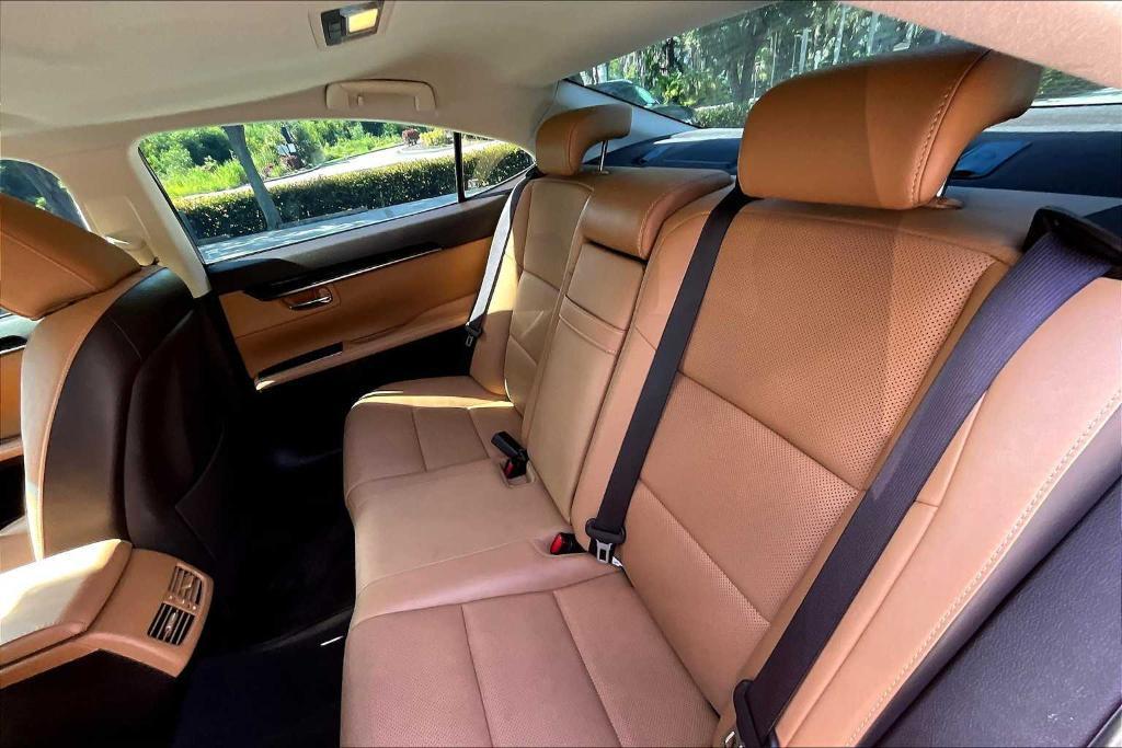 used 2018 Lexus ES 350 car, priced at $20,688