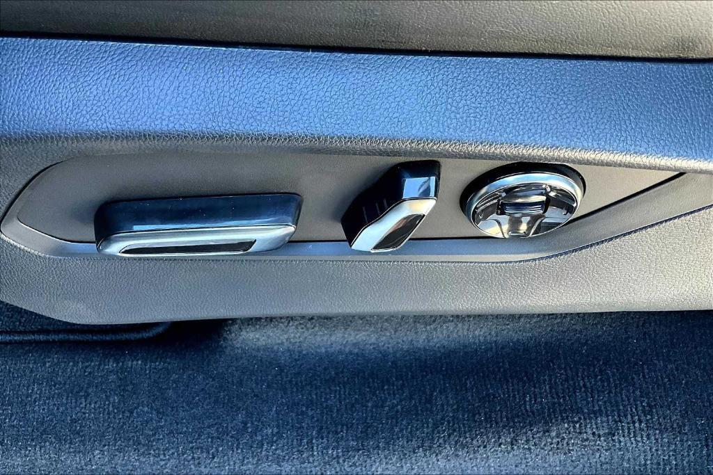 new 2026 Acura MDX car, priced at $69,890