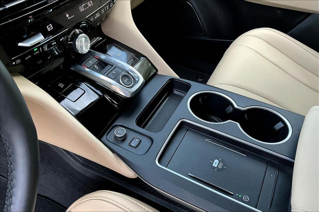 used 2025 Acura MDX car, priced at $53,950