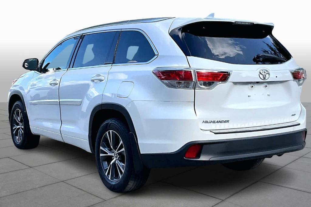 used 2016 Toyota Highlander car, priced at $18,950