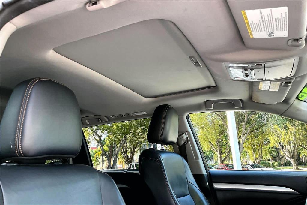 used 2016 Toyota Highlander car, priced at $18,950