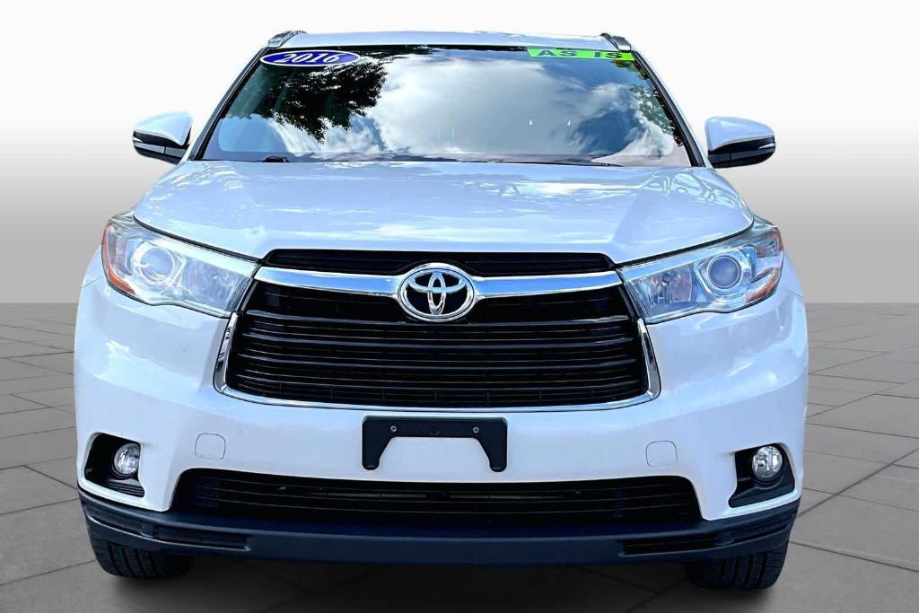 used 2016 Toyota Highlander car, priced at $18,950