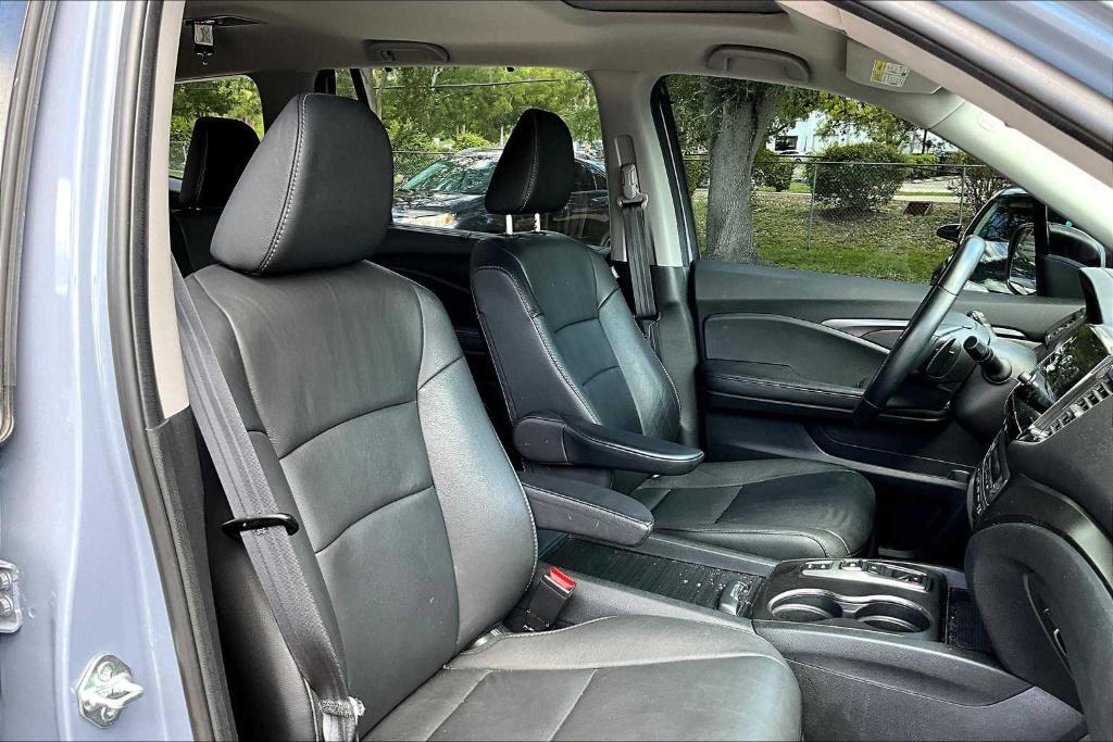 used 2022 Honda Pilot car, priced at $29,472